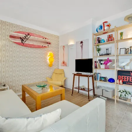 In Heart Of Apartment